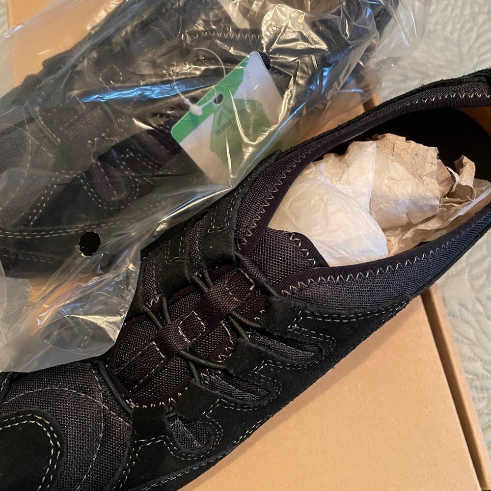 Lands End slip on sneakers